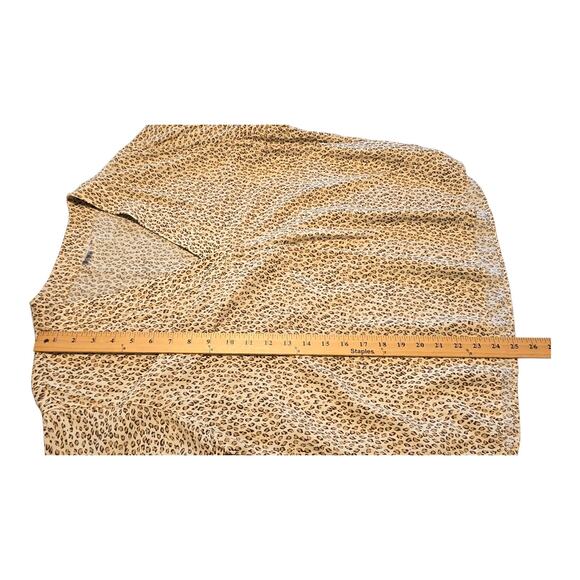 Gap Leopard Print Blouse Womens Size Large Short Sleeve Lightweight Mob Wife - Picture 9 of 9